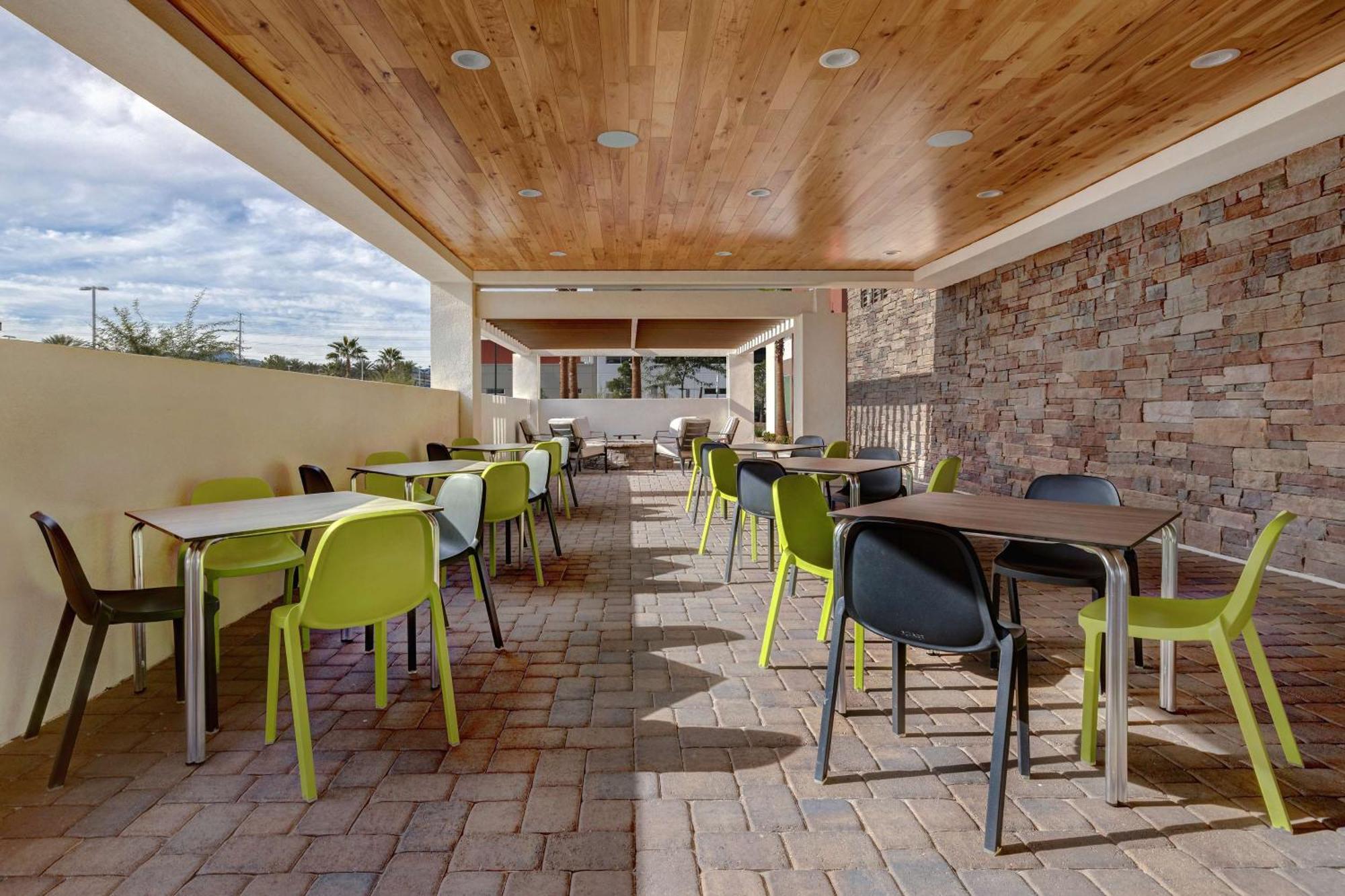 Home2 Suites By Hilton Las Vegas Southwest I-215 Curve Экстерьер фото