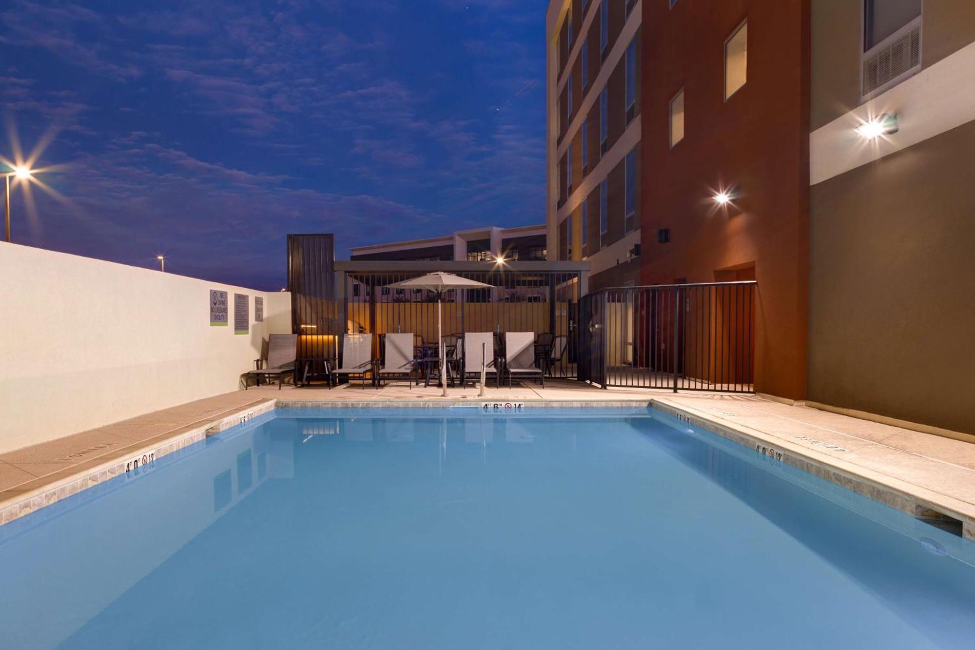 Home2 Suites By Hilton Las Vegas Southwest I-215 Curve Экстерьер фото