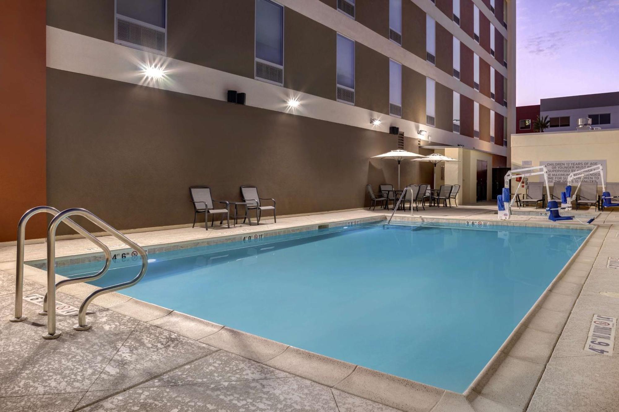 Home2 Suites By Hilton Las Vegas Southwest I-215 Curve Экстерьер фото